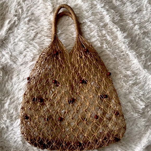 Handbags - Great Natural fiber Fishnet Style Beach Bag Complement your summer wardrobe NWOT